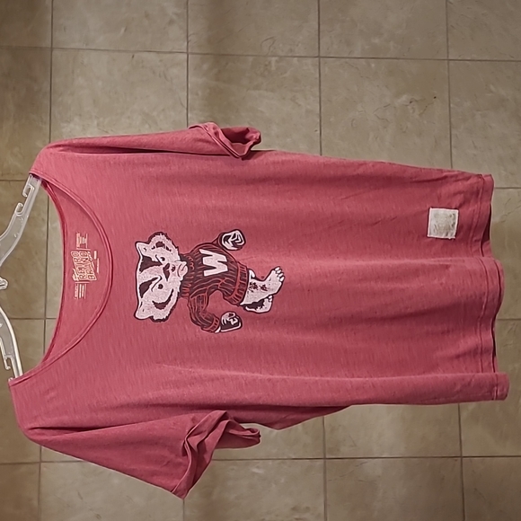 Wisconsin Badgers Women's M Badger Original Retro Brand Tee - Picture 1 of 4